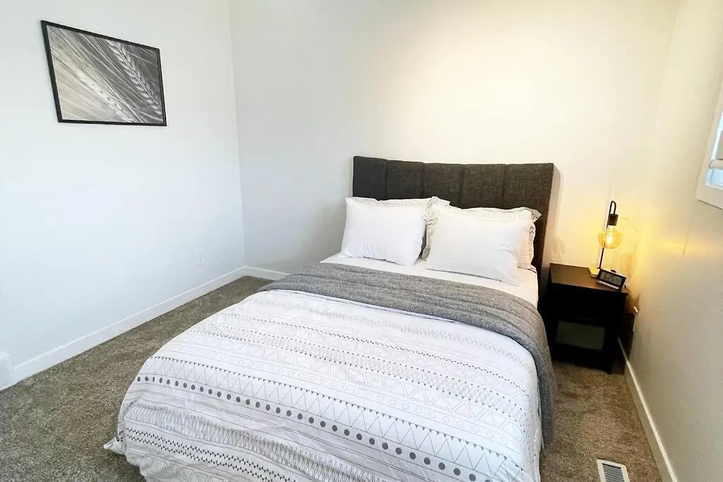 Holiday home Beautiful And Spacious 3 Bdr 3 Beds Home Winnipeg