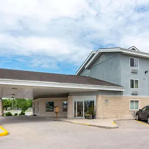 Super 8 By Wyndham West Отель